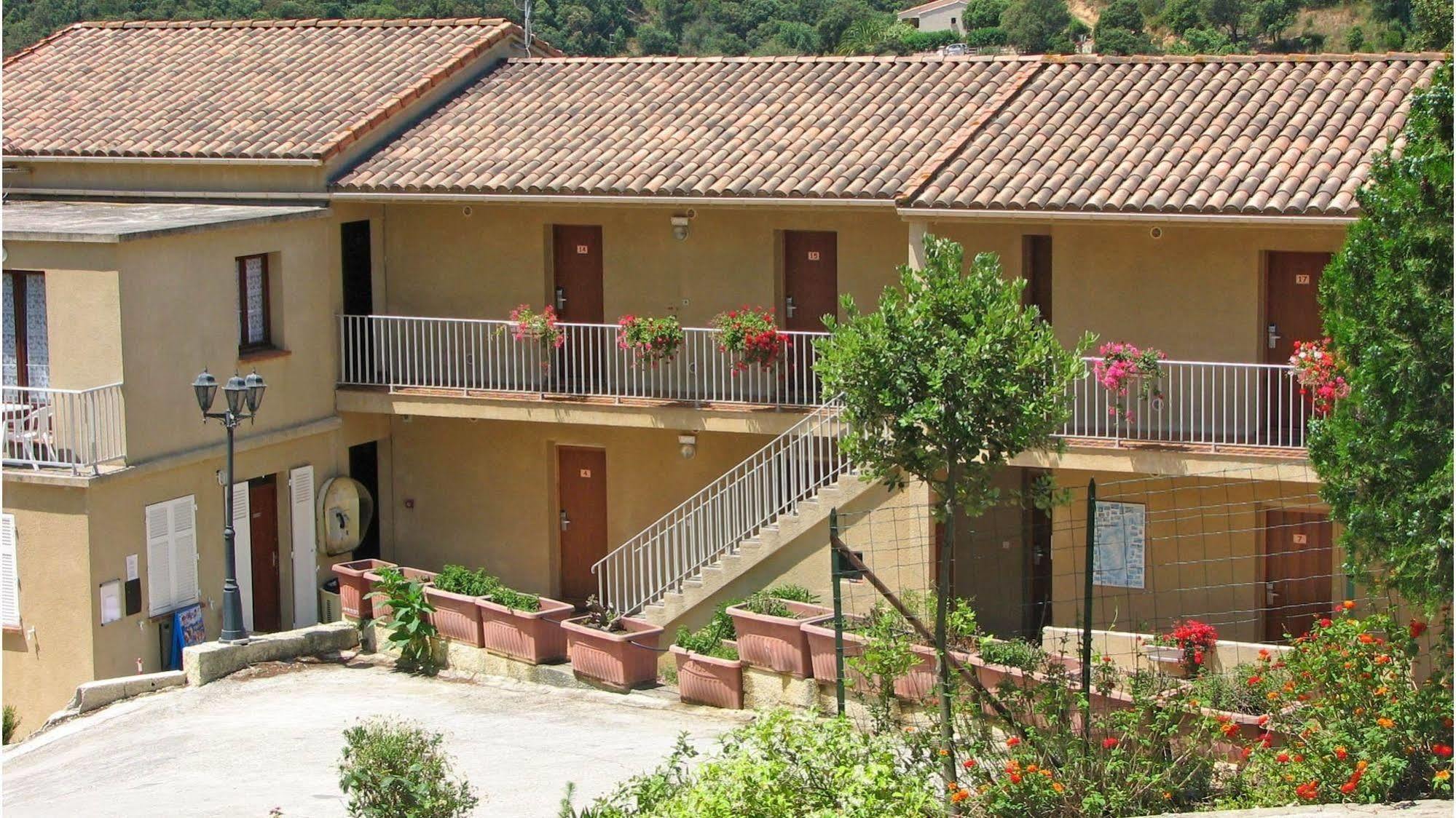 Hotel&Appartements Acqua Dolce Eccica-Suarella  Esterno foto